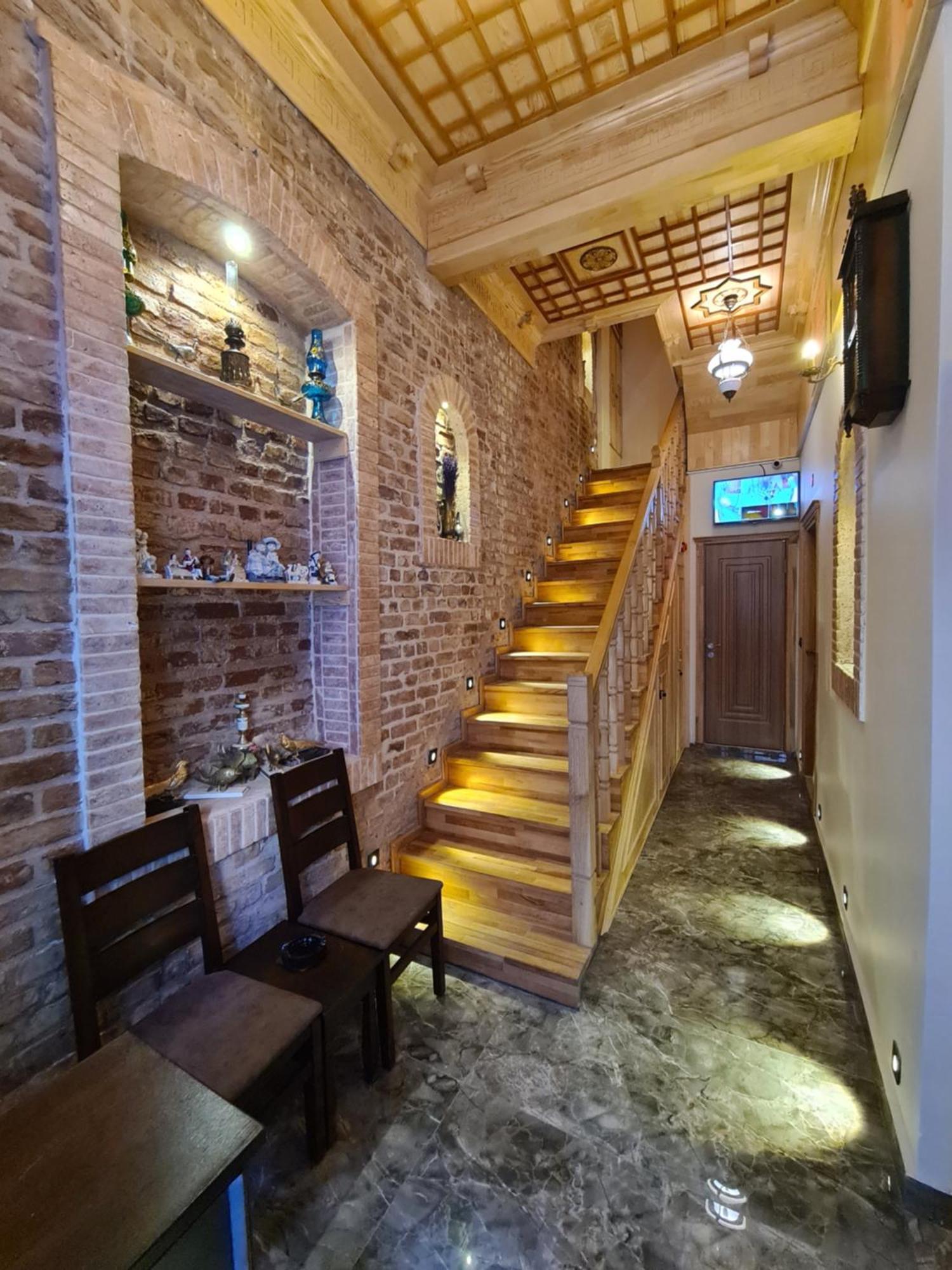 Antique Pearl Apartment